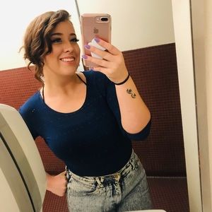 Meet your Posher, Briana